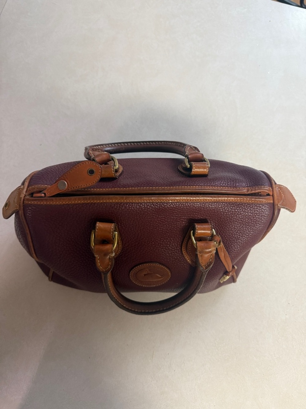 Dooney & Bourke Burgundy Pebble Leather Satchel with Tan Trim VINTAGE β¦οΈπΈπΌπ― - Picture 8 of 14